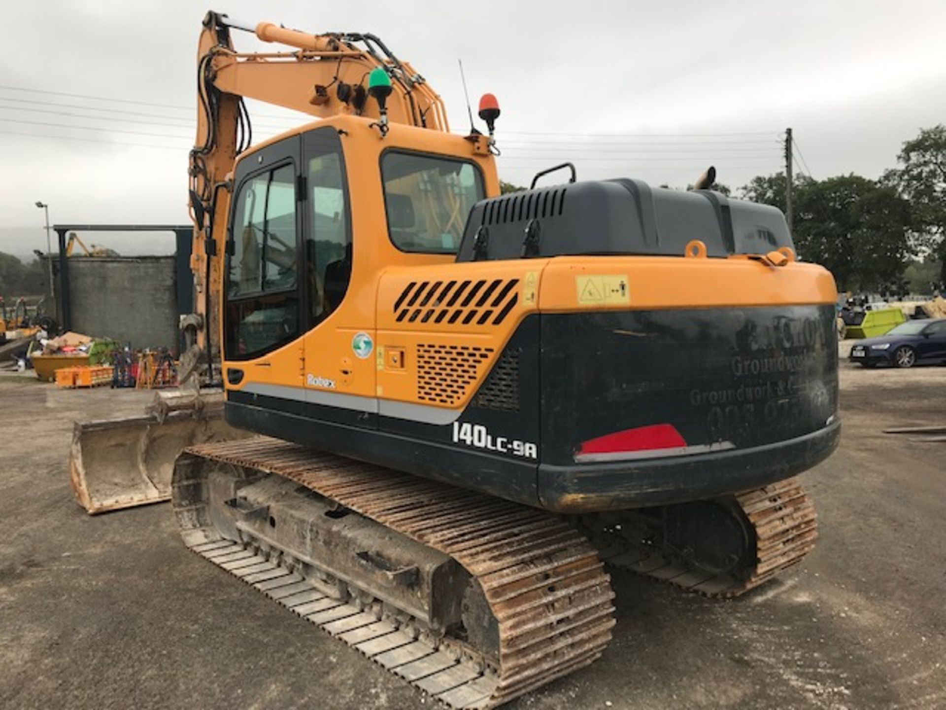 2016 Hyundai R140 LC -9A 14 tonne steel tracked excavator - Image 2 of 27