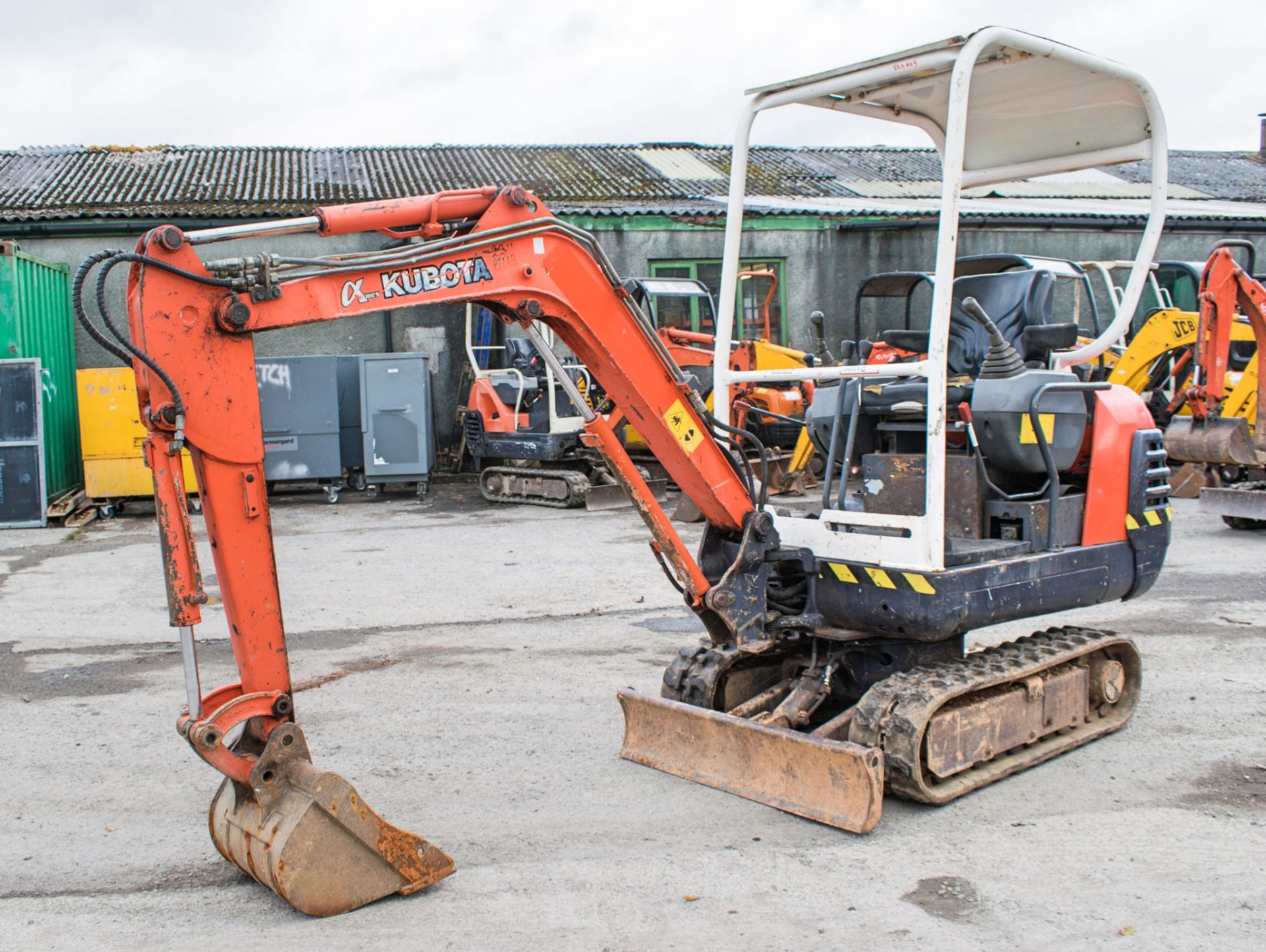 Kubota KX36-2 1.5 tonne rubber tracked excavator Year: 2003 S/N: 7058558 Recorded Hours: 3929