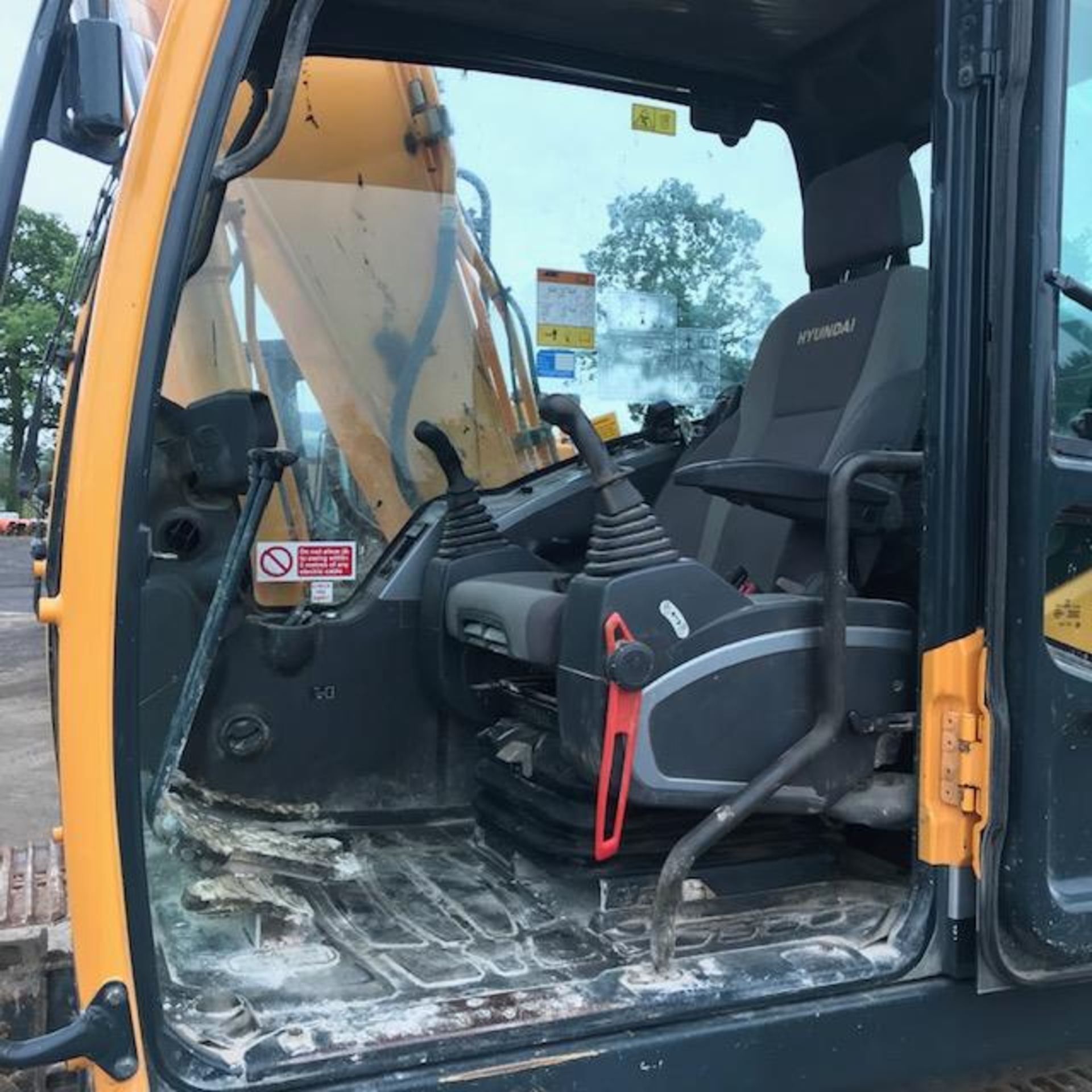 2016 Hyundai R140 LC -9A 14 tonne steel tracked excavator - Image 19 of 27