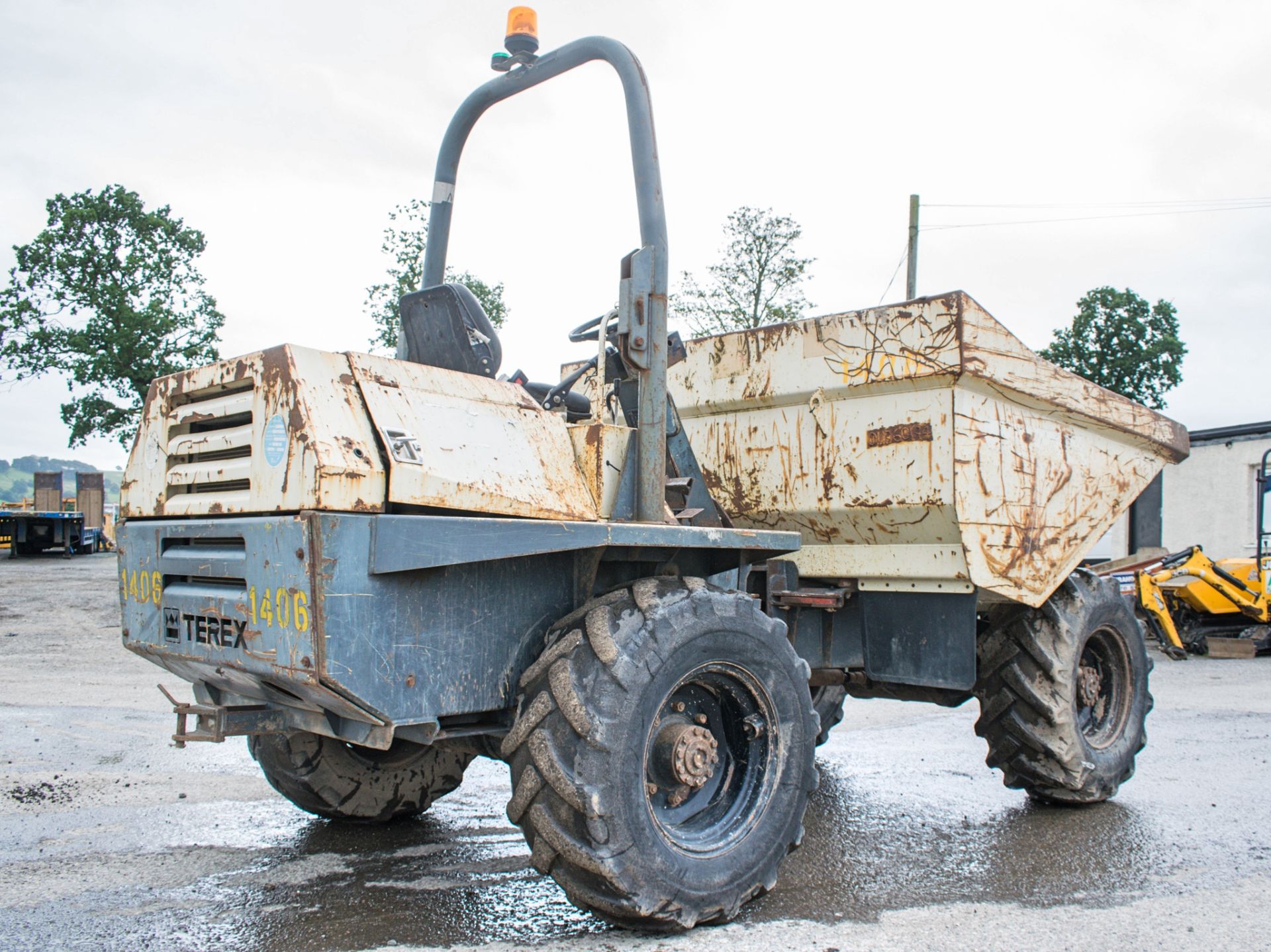 Benford Terex 6 tonne straight skip dumper Year: 2006 S/N: E601FJ103 Recorded Hours: Not - Image 4 of 15