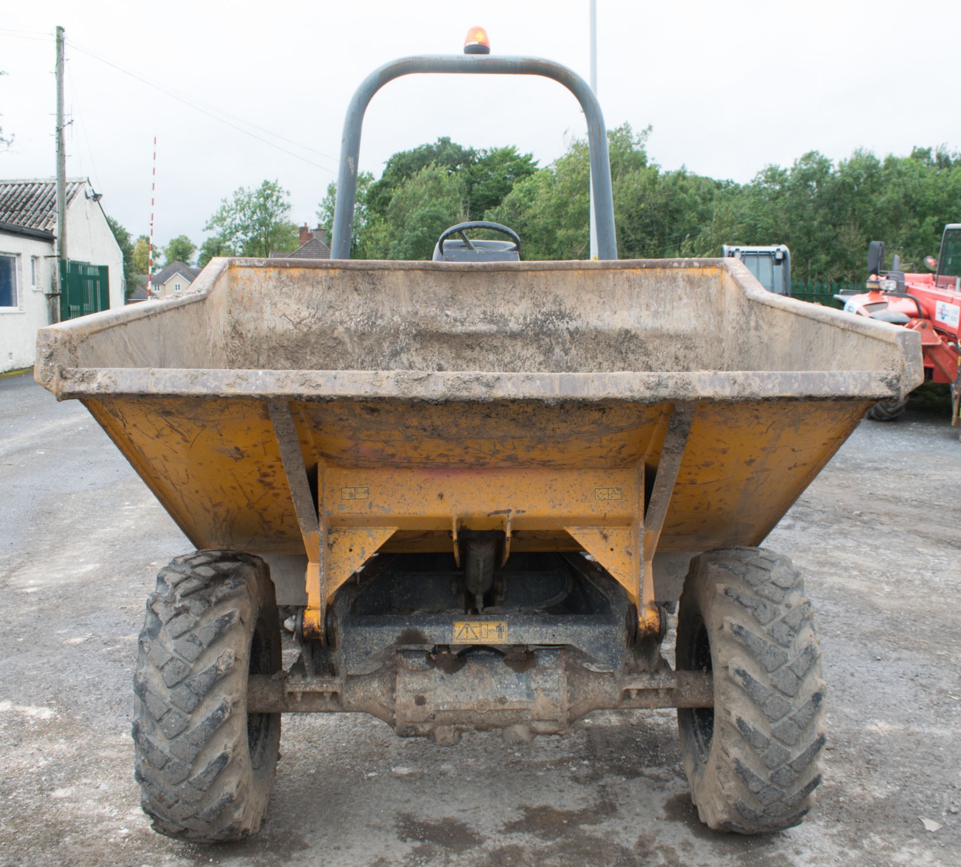 Terex 3 tonne straight skip dumper  Year: 2007 S/N: E703ER074 Recorded Hours:  DPR100 - Image 6 of 13