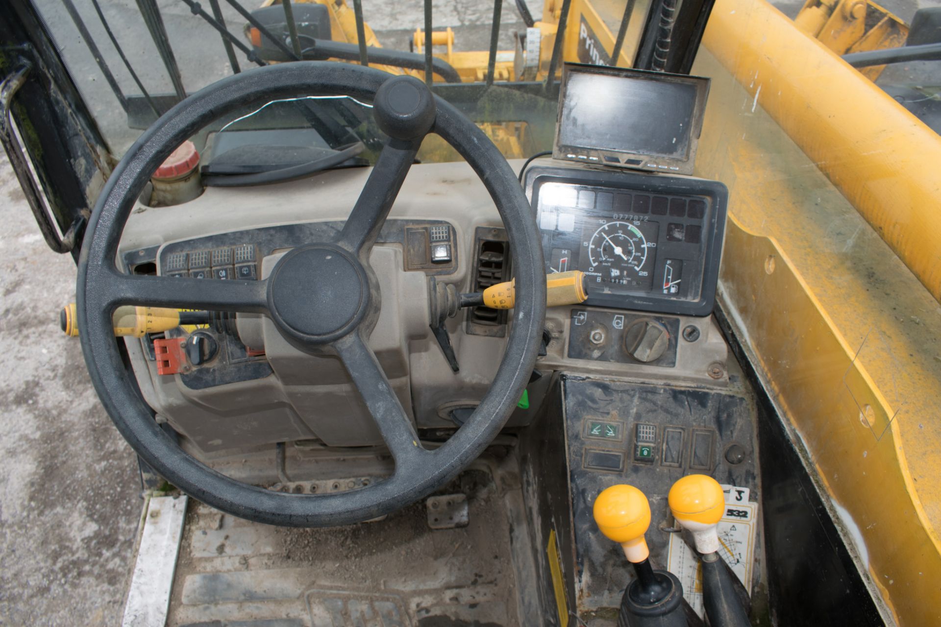 JCB 532 - 120 12 metre telescopic handler  Year: 2000 S/N: 777872 Recorded Hours: 7059 - Image 13 of 13