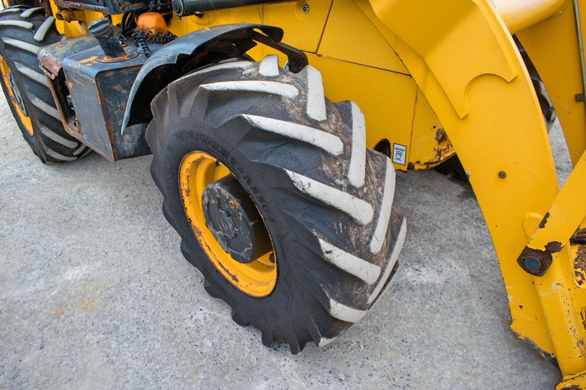 JCB 2CX Airmaster loading shovel Year: 2013 S/N: 1709275 Recorded Hours: 2907 - Image 9 of 17