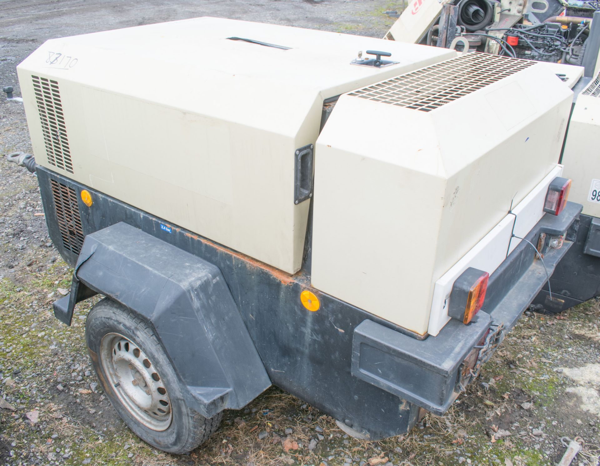 INGERSOLL RAND 7/41 diesel driven mobile air compressor  Year: 2007 S/N: 424342 Recorded hours: - Image 2 of 2