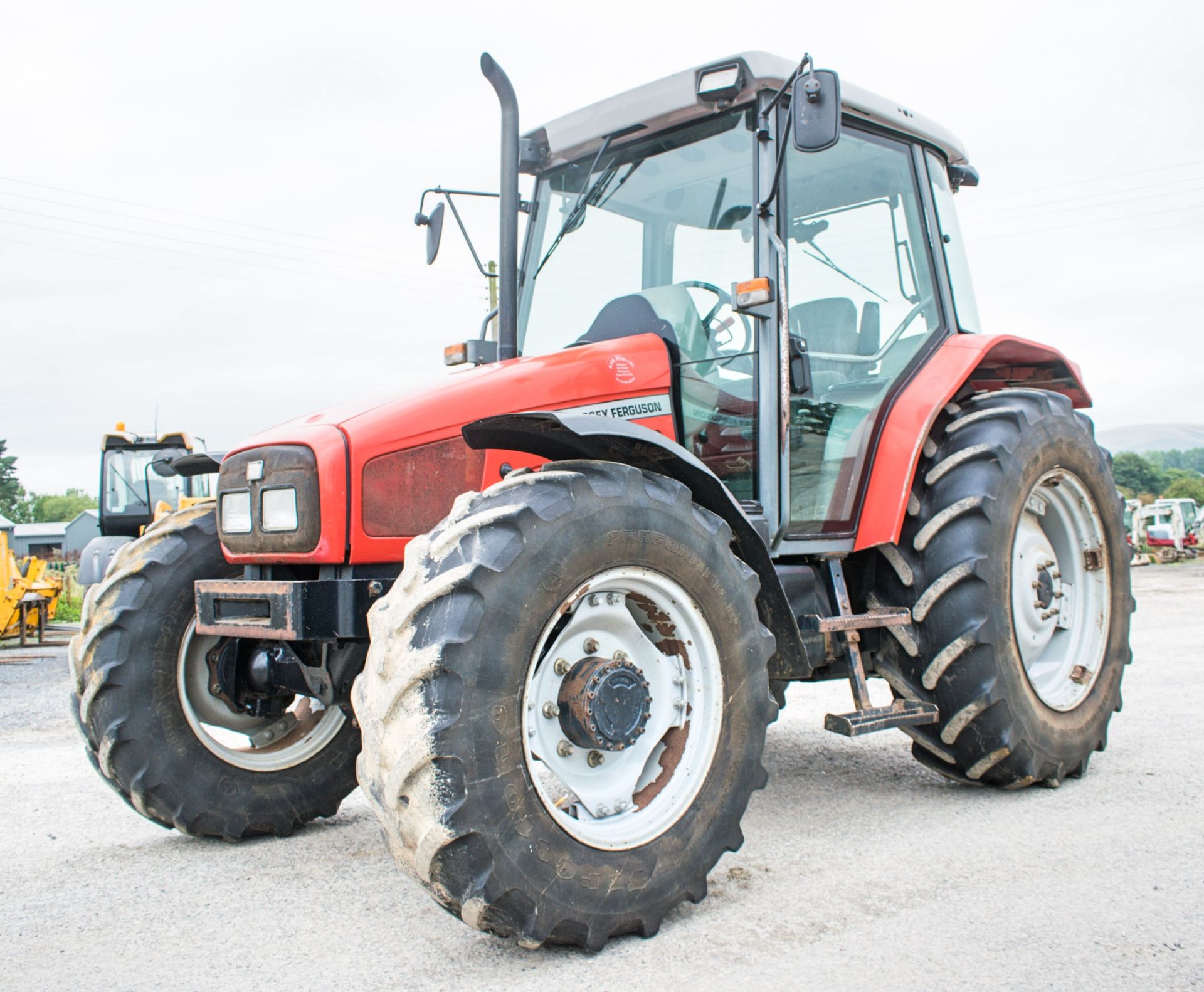 Massey Ferguson 4255 tractor Year: 2001 Recorded Hours: 4934