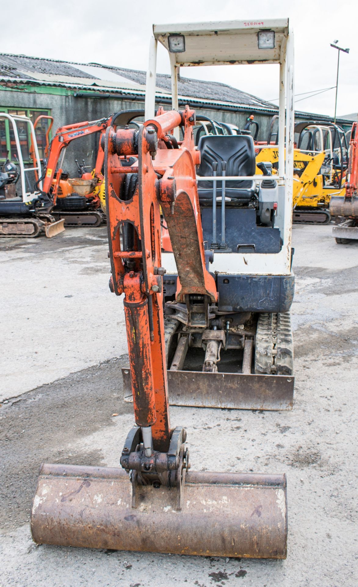 Kubota KX36-3 1.5 tonne rubber tracked mini excavator Year: 2005 S/N: 37056102 Recorded Hours: - Image 5 of 11