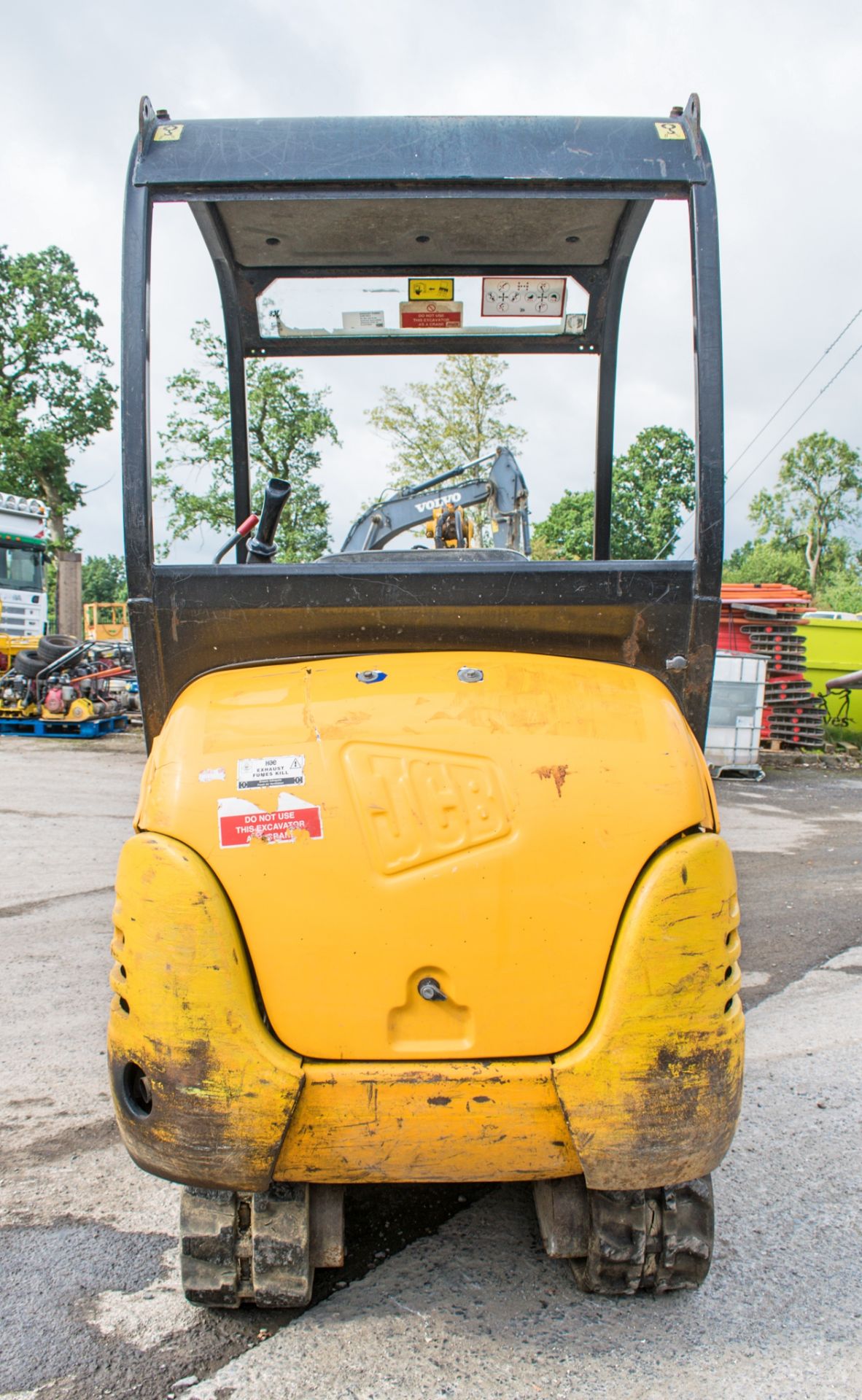 JCB 8015 1.5 tonne rubber tracked mini excavator Year: 2004 S/N: 1021875 Recorded Hours: 3217 - Bild 6 aus 12