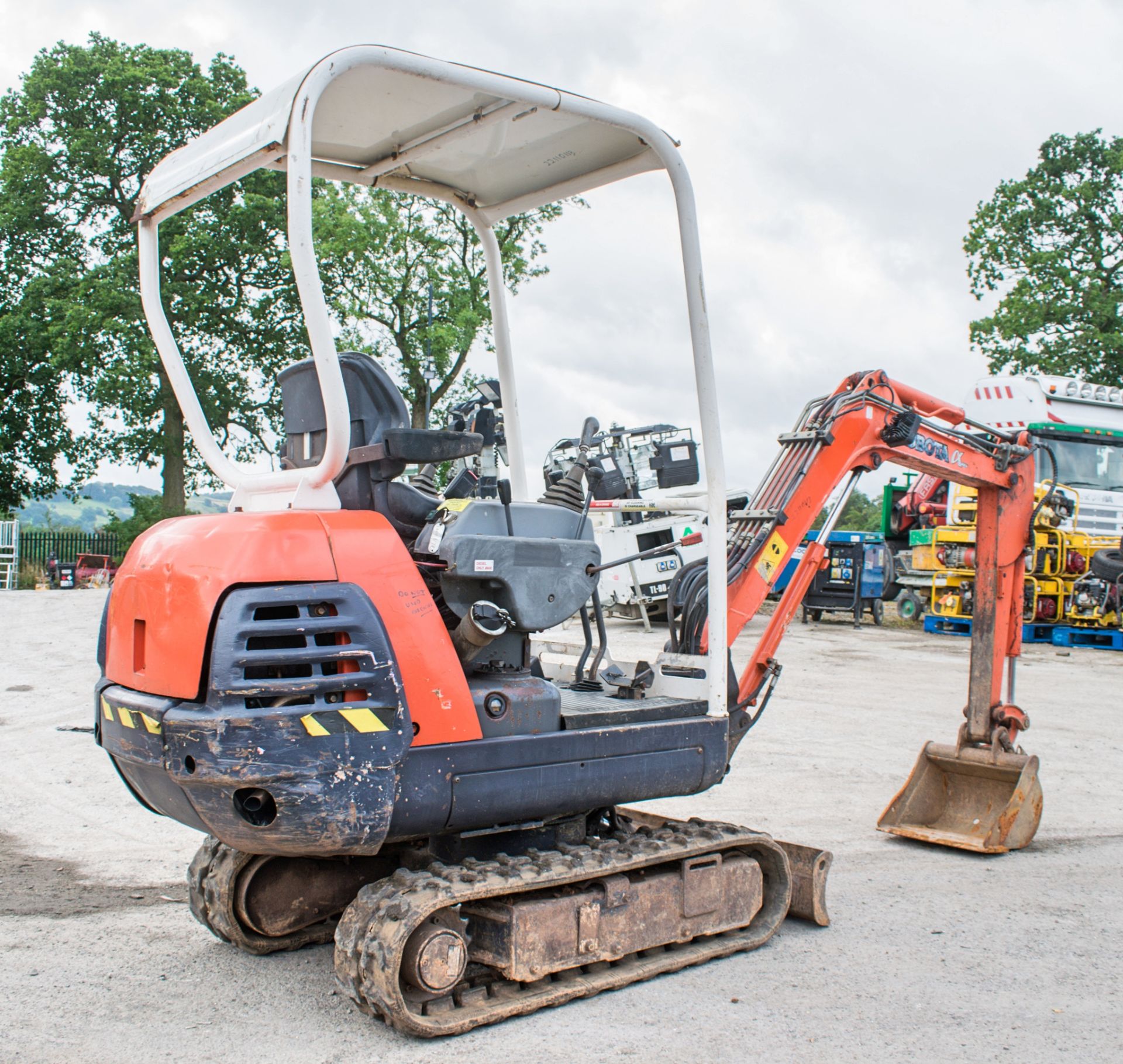 Kubota KX36-2 1.5 tonne rubber tracked excavator Year: 2003 S/N: 7058558 Recorded Hours: 3929 - Bild 4 aus 12