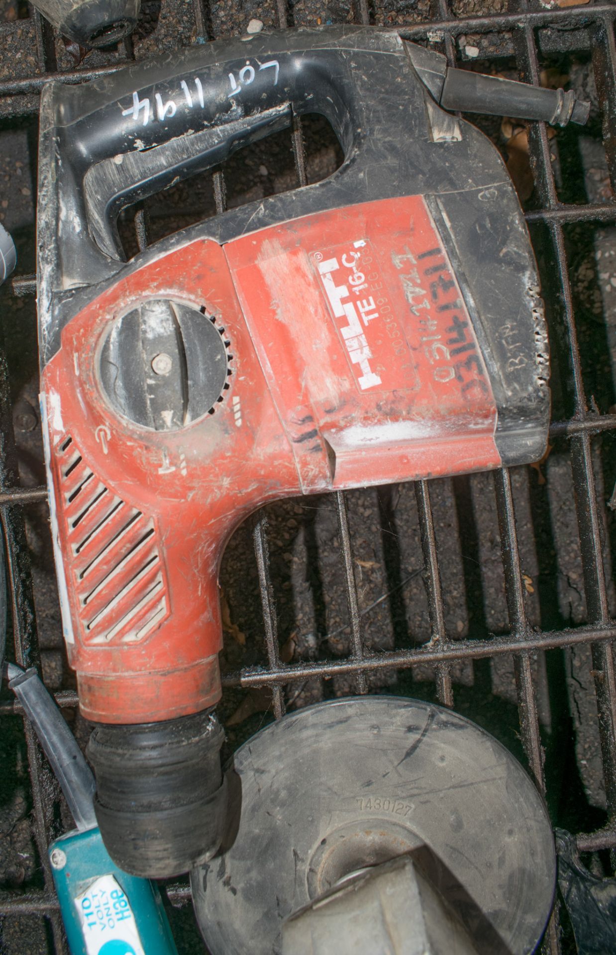 HILTI TE16C volt SDS rotary hammer drill