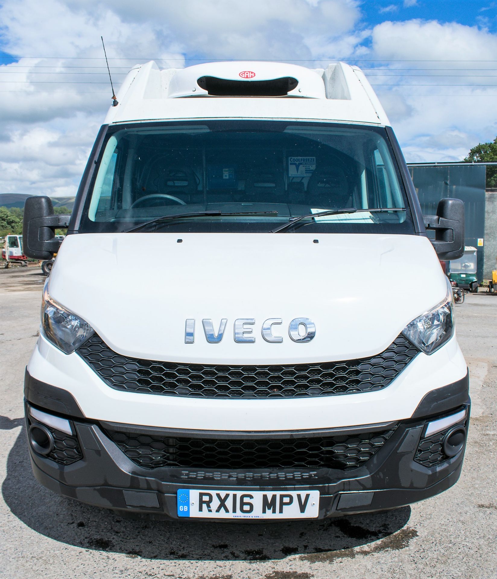 IVECO DAILY 35 S17 XLWB refrigerated diesel panel van Registration Number: RX16MPV Date of first - Image 5 of 13