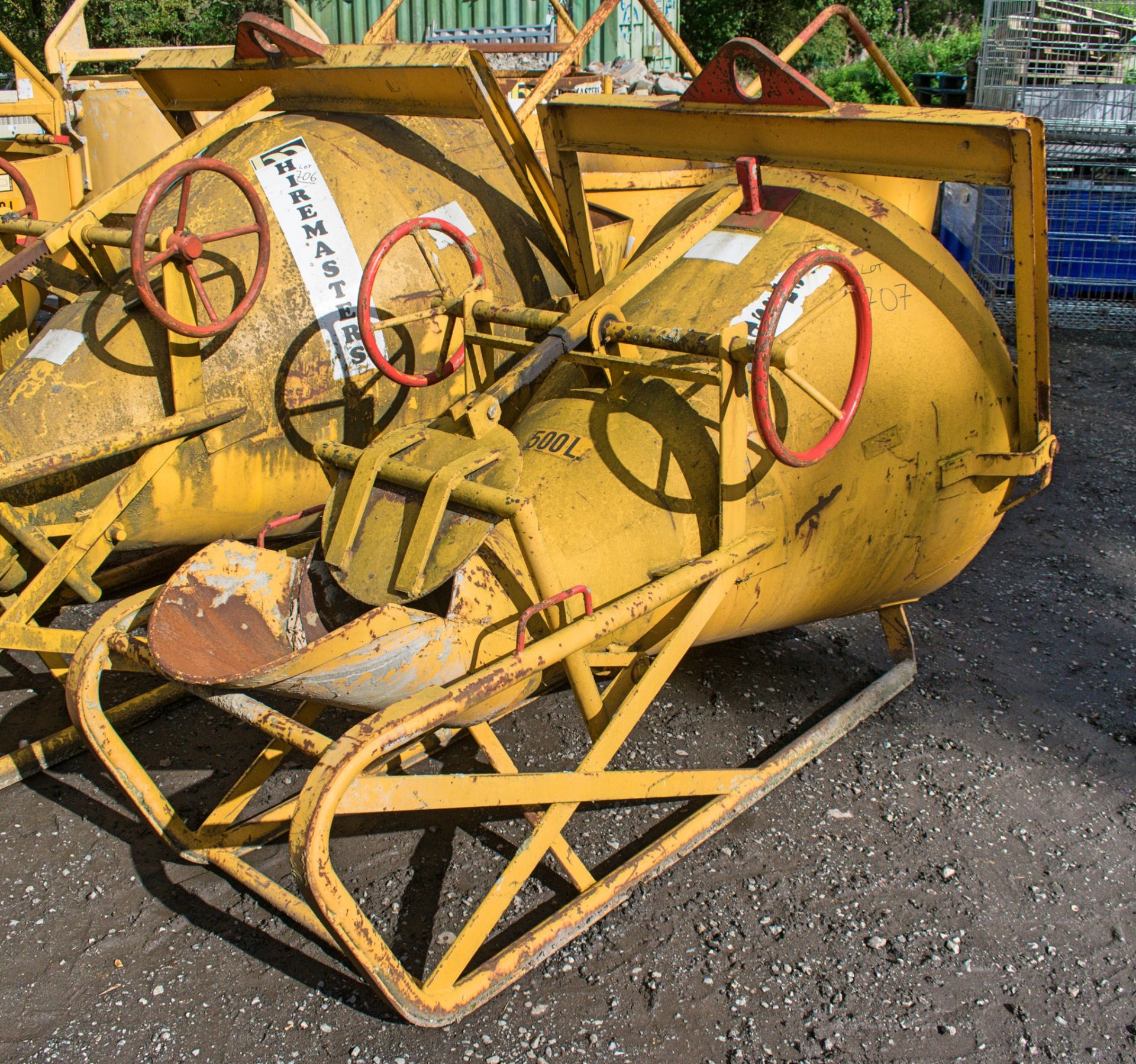 500 litre concrete skip/chute