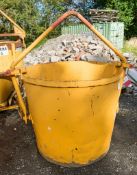 1000 litre steel tipping tub/skip