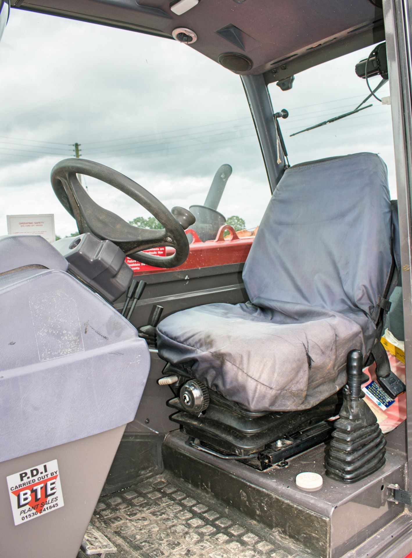 Manitou MT1235 ST 12 metre telescopic handler Year: 2011 S/N: 593550 Recorded Hours: 2568 18422 - Image 13 of 13