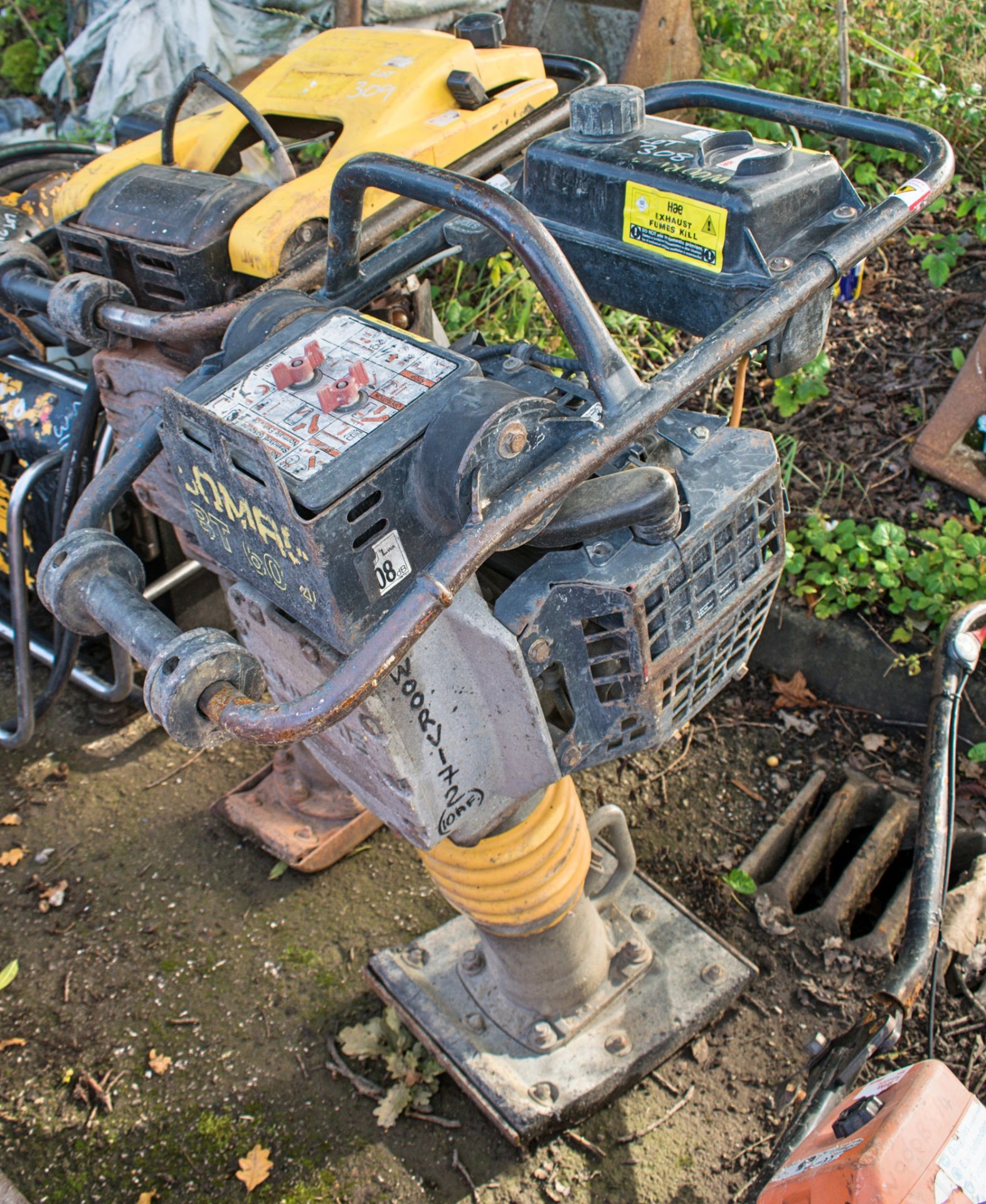 BOMAG BT60/4 petrol driven trench compactor