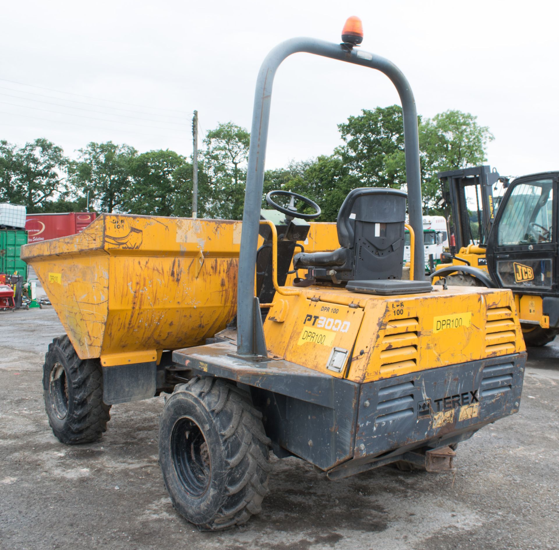 Terex 3 tonne straight skip dumper  Year: 2007 S/N: E703ER074 Recorded Hours:  DPR100 - Image 2 of 13