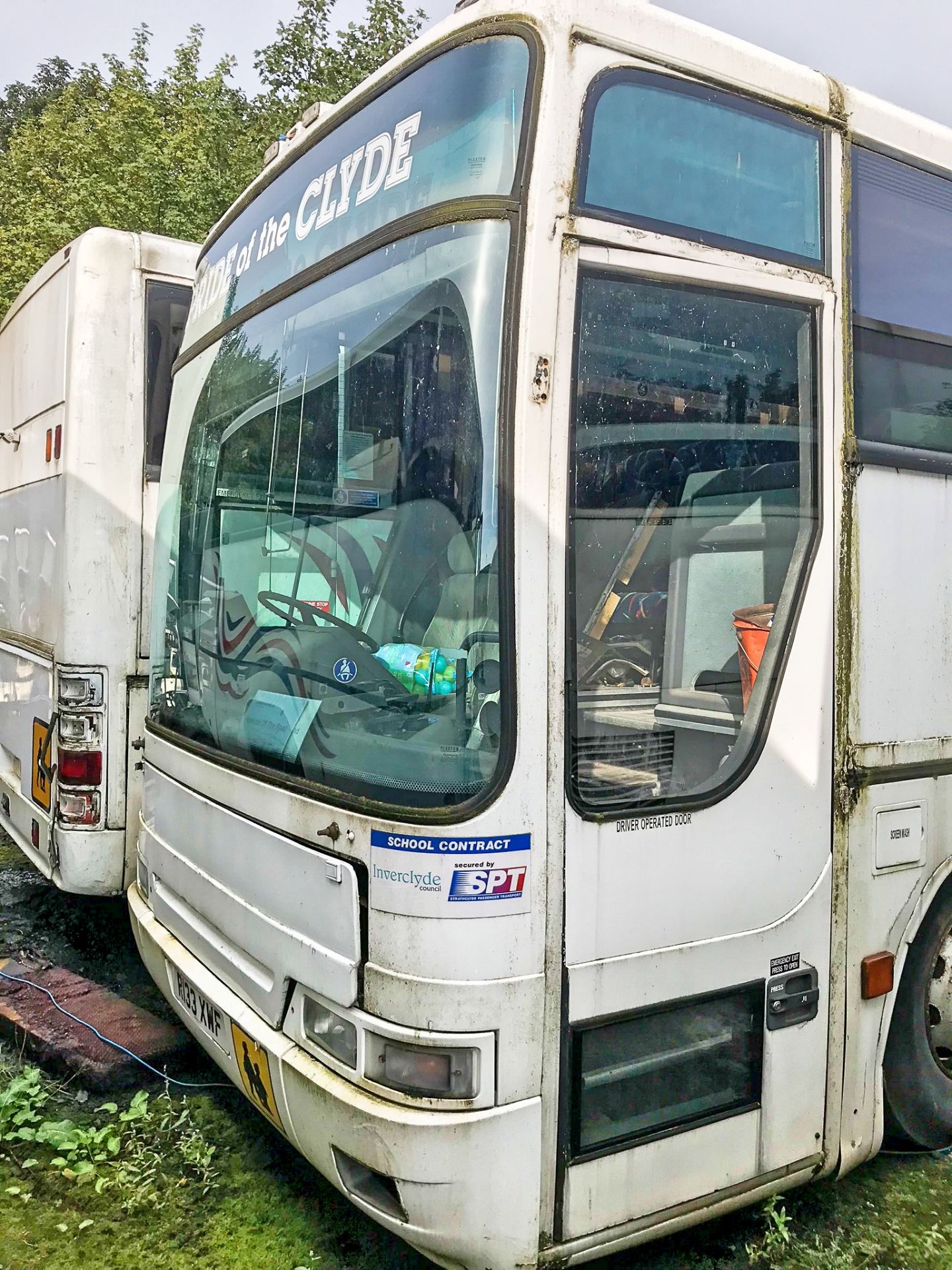 Volvo B10M coach Registration Number: R133 XWF Date of Registration: 20/02/1998 MOT Expires: - Image 2 of 10