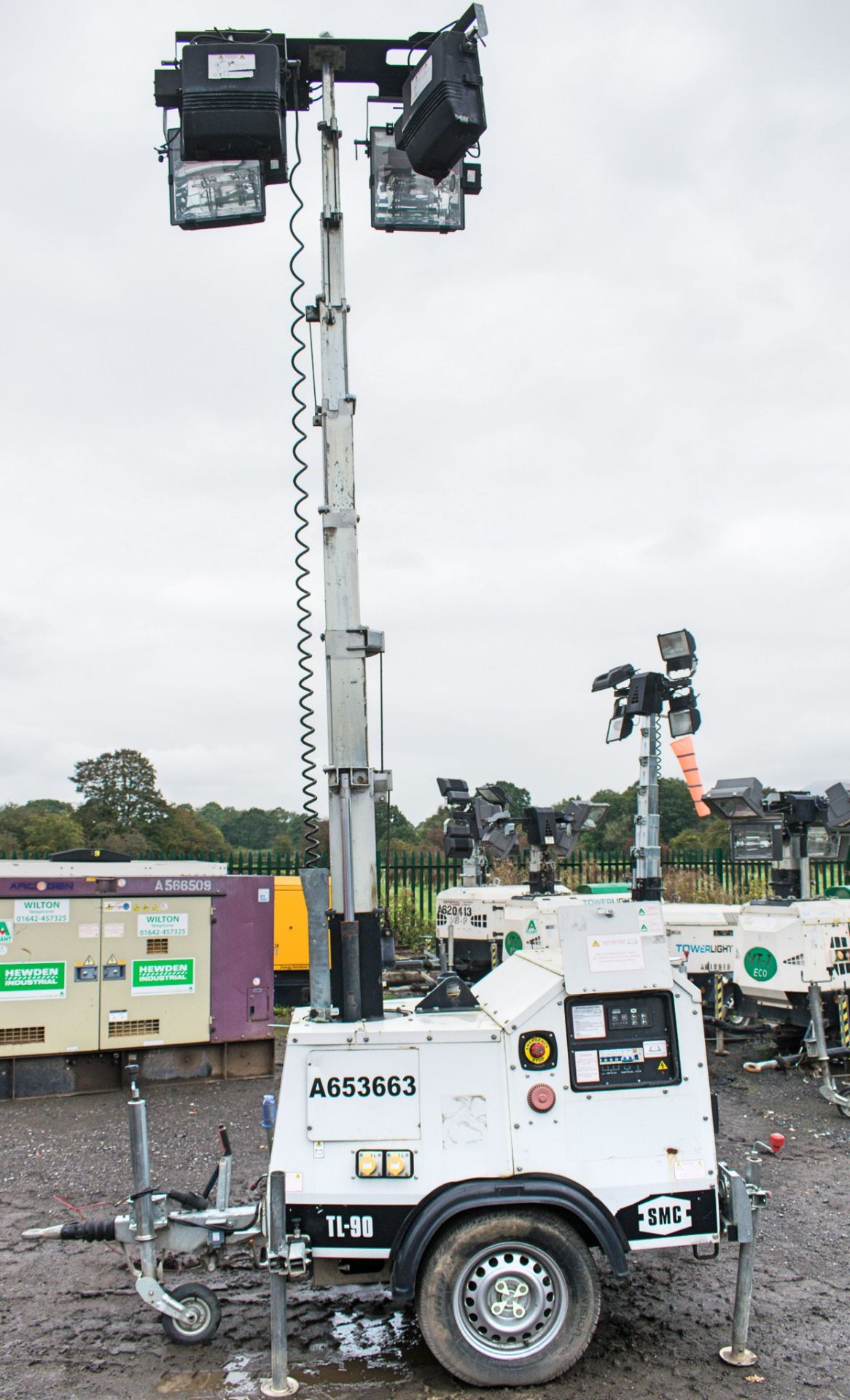 SMC TL-90 diesel driven mobile lighting tower Year: 2014 S/N: 1411089 Recorded Hours: 4689 - Image 6 of 8