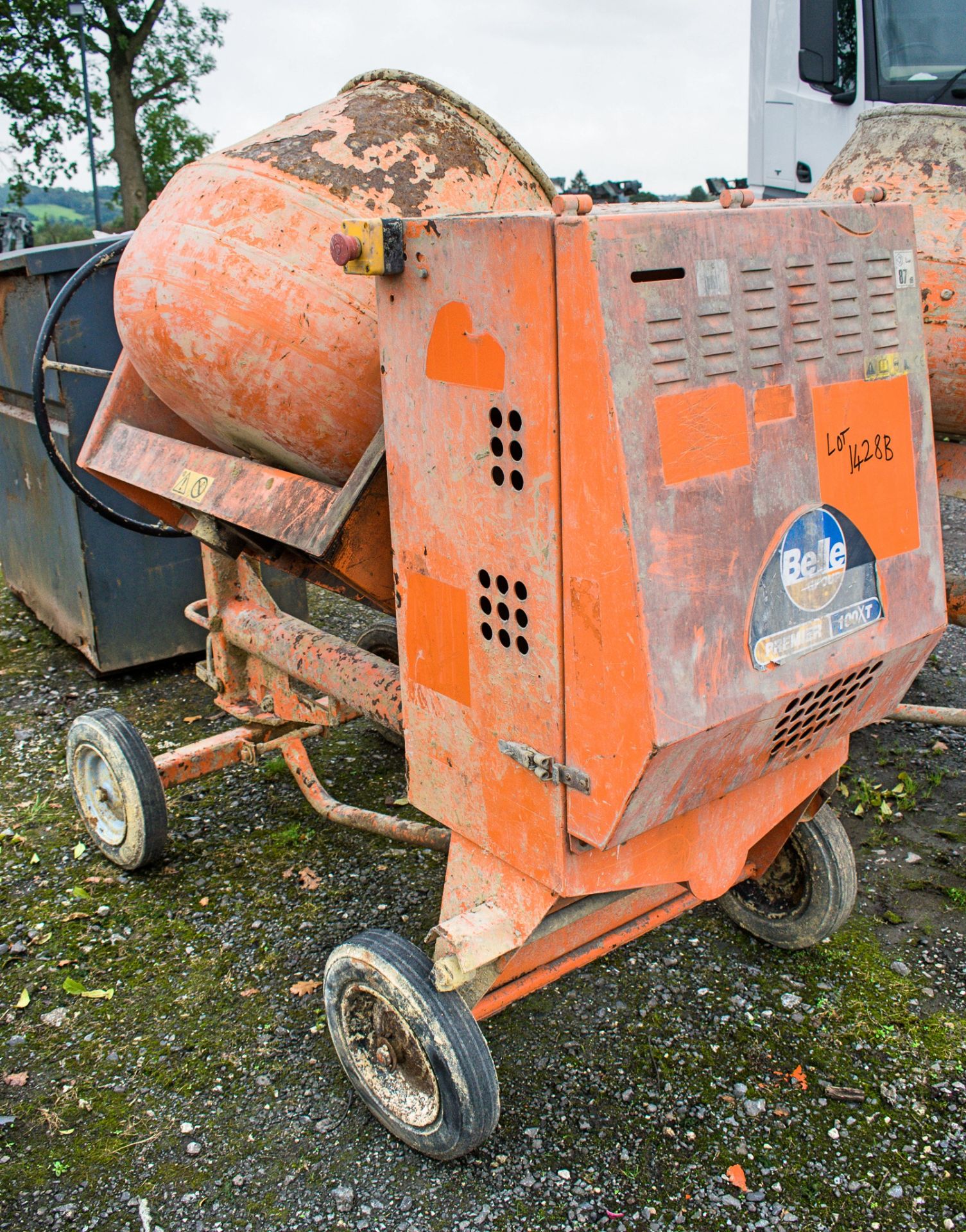 Belle Premier 100 XT 110 volt site mixer  A622484 - Image 2 of 3