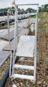 3 tread aluminium step ladder