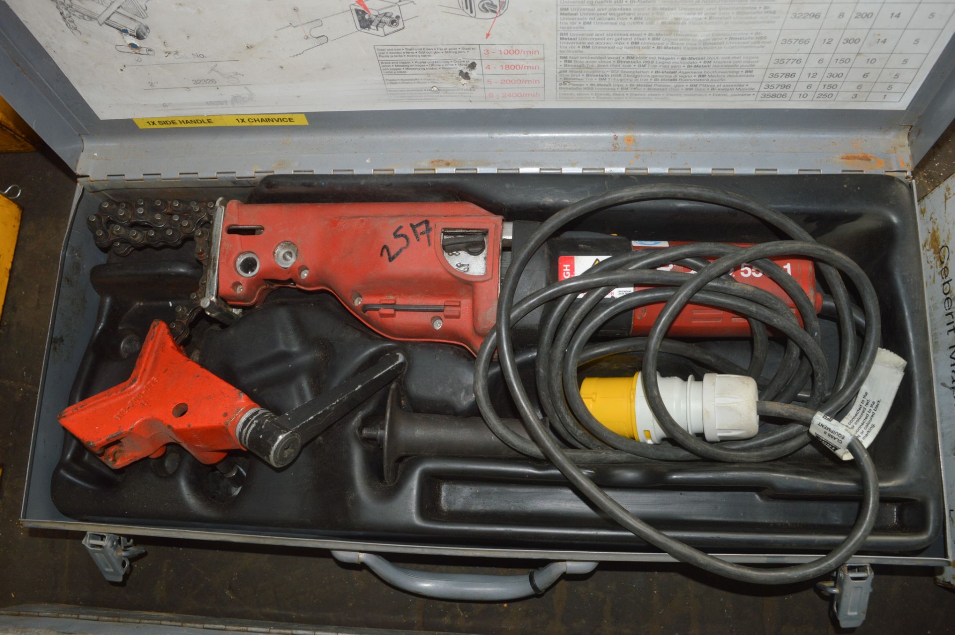 RIDGID 550 110 volt pipe saw Complete with carry case