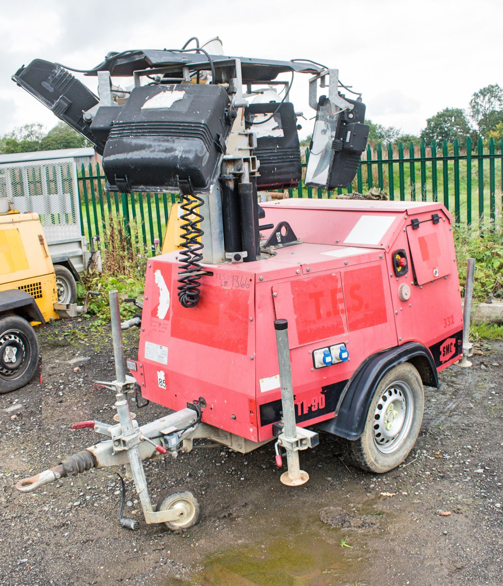 SMC TL90 diesel driven mobile lighting tower Year: 2011 S/N: 90119005 Recorded Hours: No power so - Image 2 of 6