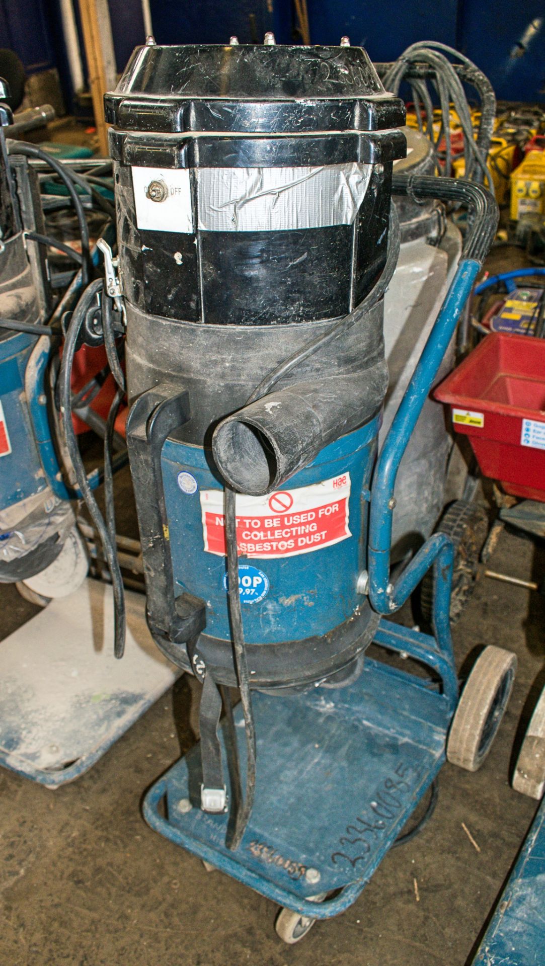 Dust control 110 volt dust extractor