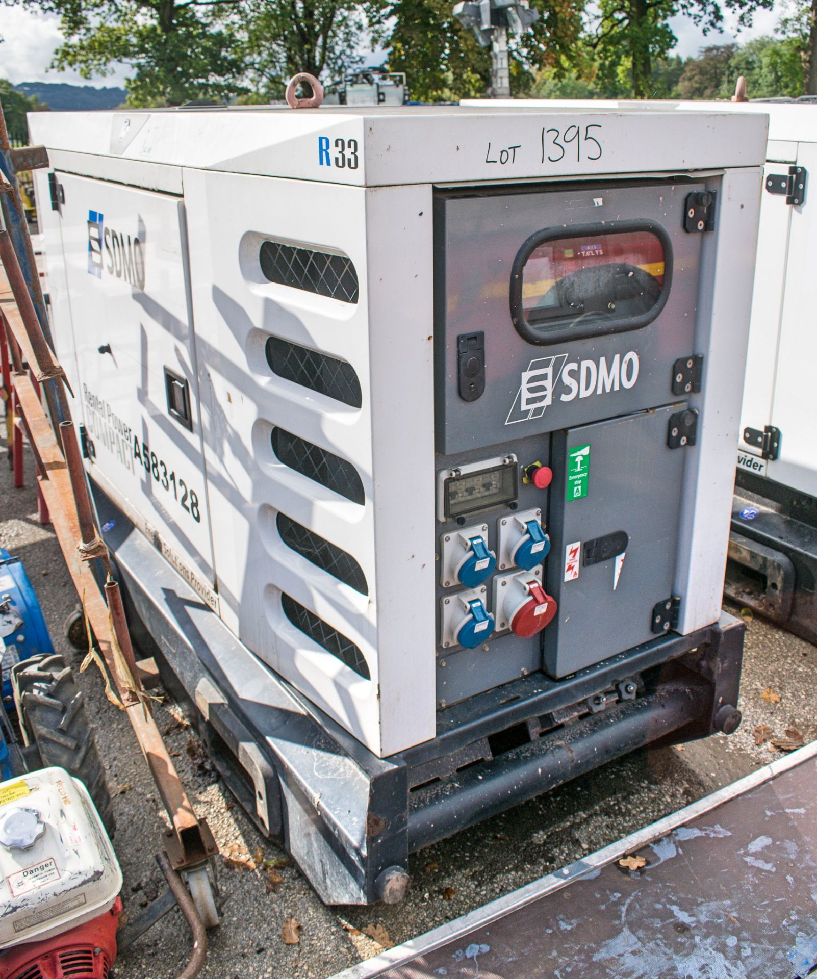 SDMO R33 33 kva diesel driven generator Year: 2012 S/N: Recorded Hours: 22,453 A583128 - Image 2 of 5