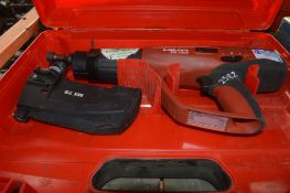 HILTI DX460 NAIL GUN Complete with cartridge and carry case A609579
