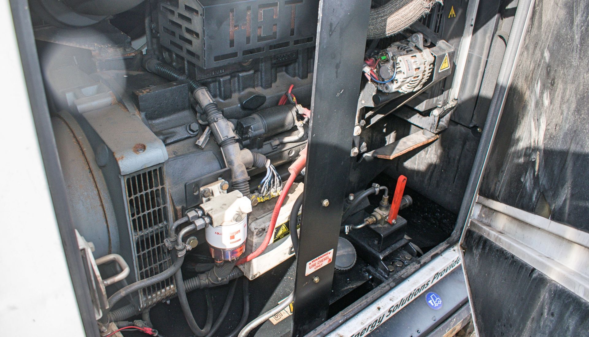 SDMO R33 33 kva diesel driven generator Year: 2012 S/N: 312007927 Recorded Hours: 27,411 A583127 - Image 6 of 7