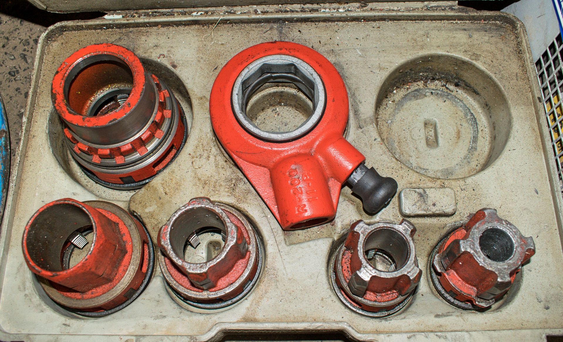 Ridgid pipe threading kit