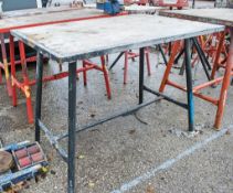 Collapsible site work bench