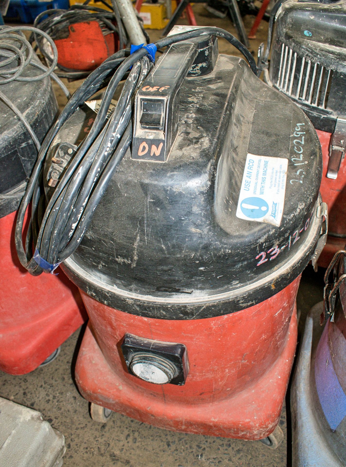 Numatic 240 volt vacuum cleaner