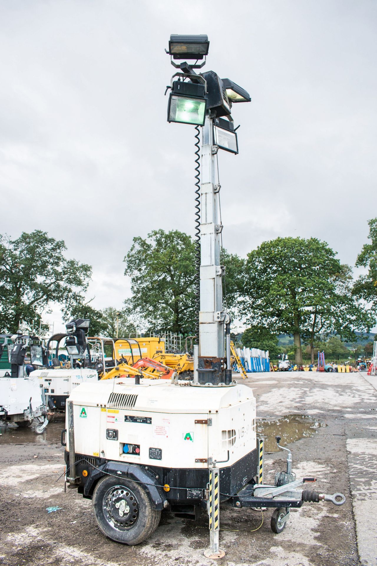 Tower Light VB-9 diesel driven mobile lighting tower Year: 2012 S/N: 1204667 Recorded Hours: 2947 - Image 5 of 9