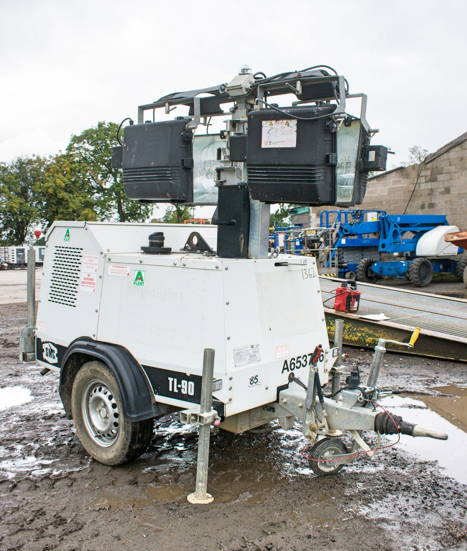 SMC TL-90 diesel driven mobile lighting tower Year: 2014 S/N: 1411221 Recorded Hours: 1614 A653756