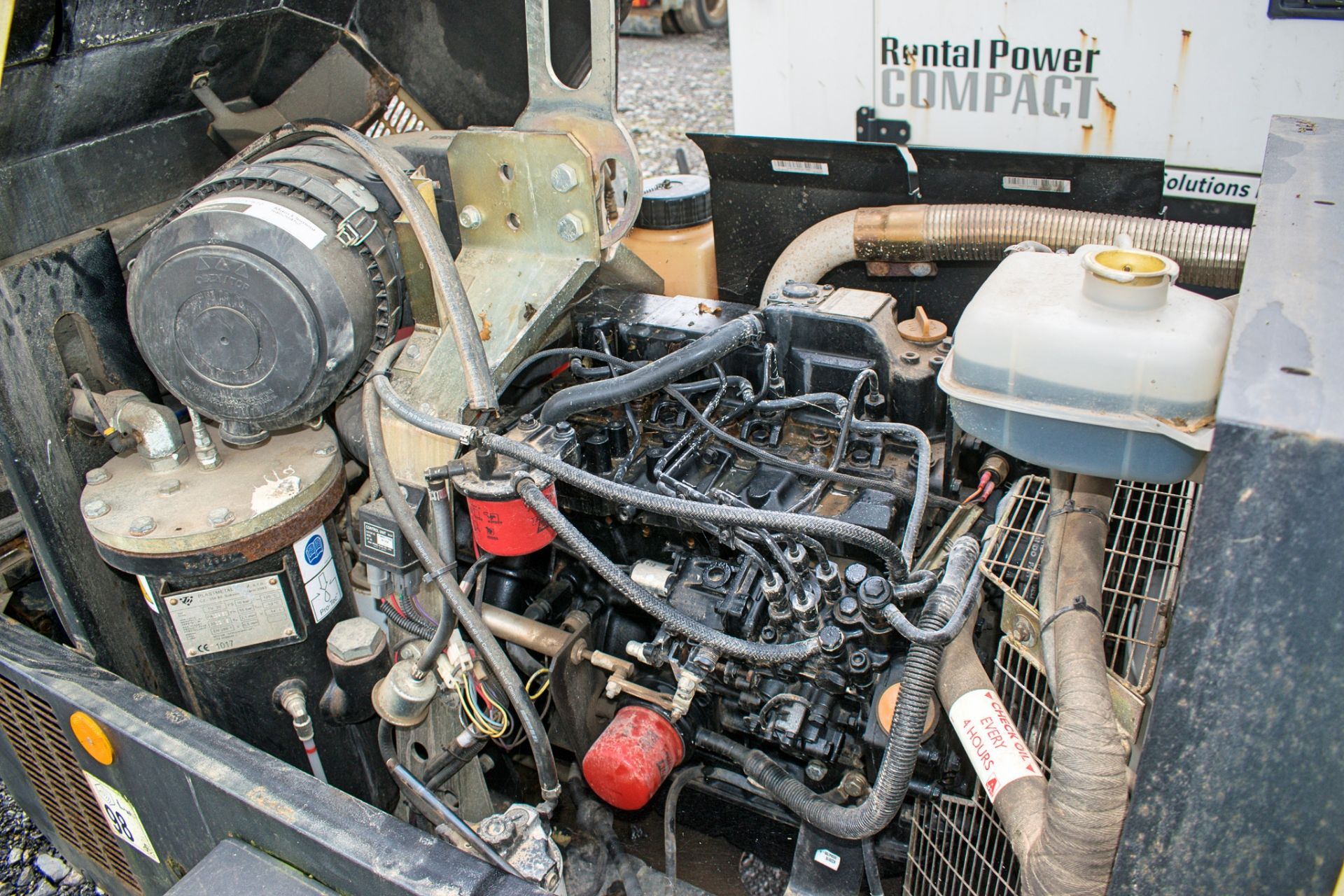 Ingersoll Rand 741 diesel driven mobile air compressor Year: 2012 S/N: 431491 Recorded Hours: 821 - Image 3 of 4