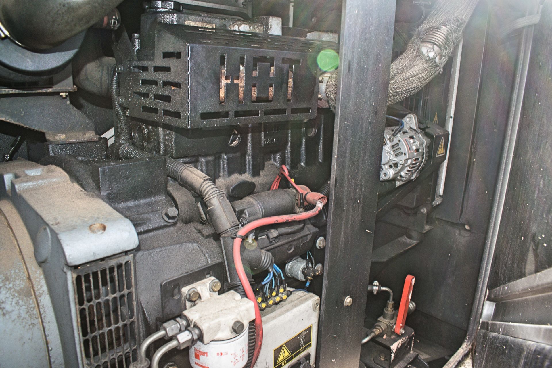 SDMO R33 33 kva diesel driven generator Year: 2012 S/N: Recorded Hours: 22,453 A583128 - Image 5 of 5