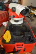 LEICA dumpy level Complete with carry case A675611