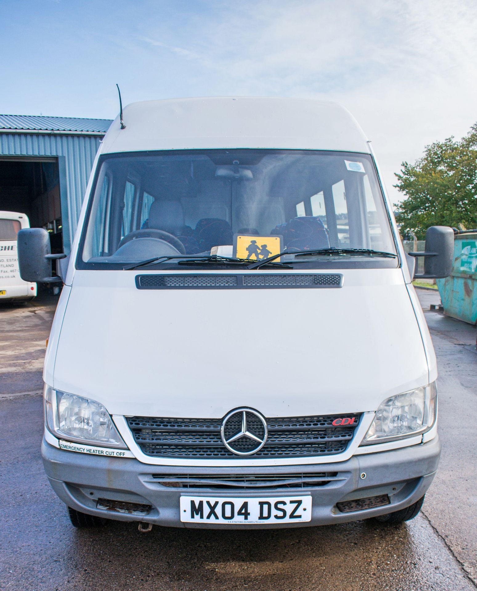 Mercedes Benz Sprinter CDi 16 seat mini bus Registration Number: MX04 DSZ Date of Registration: 13/ - Image 5 of 12