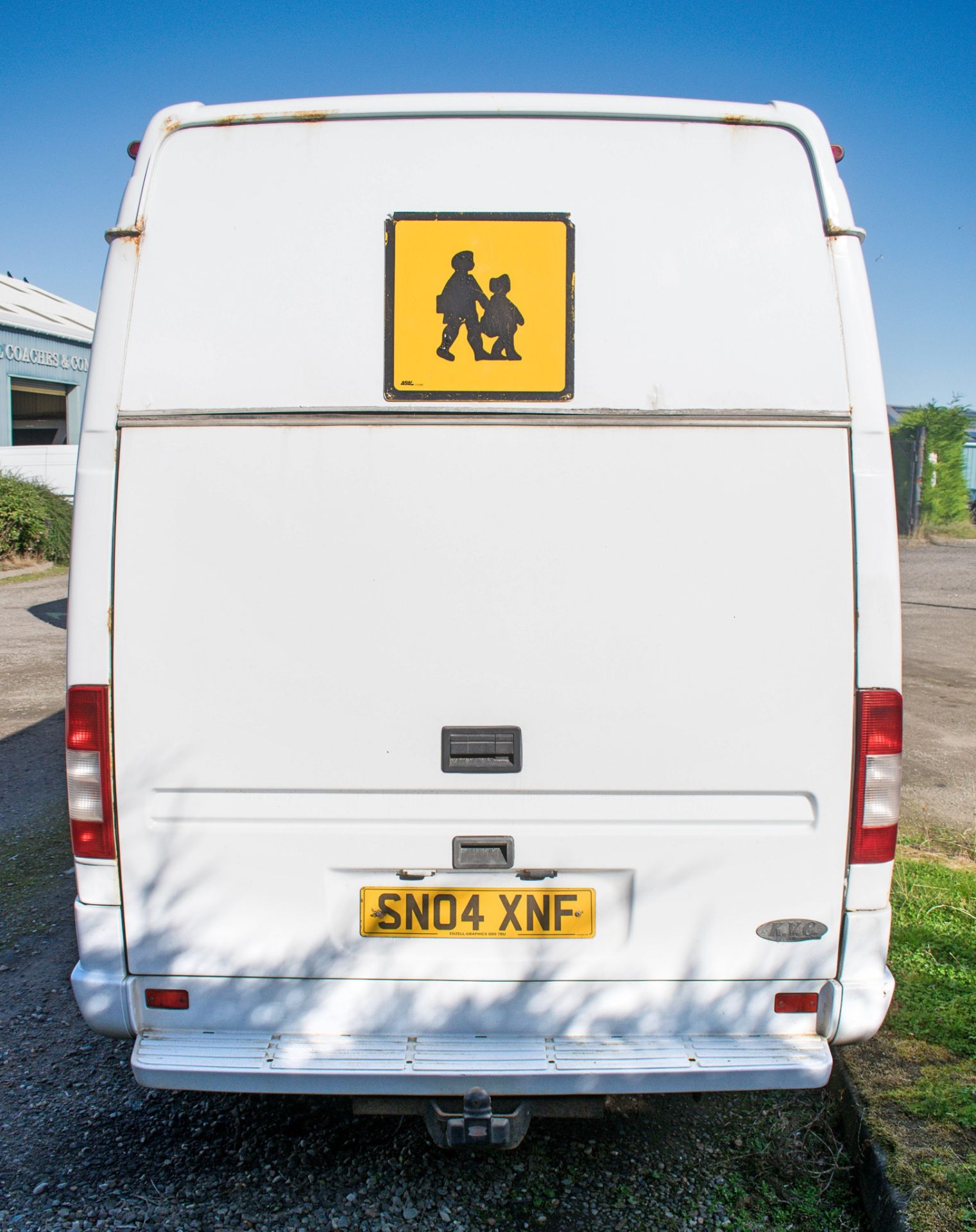 Mercedes Benz Sprinter 416 CDi KVC 16 seat mini bus Registration Number: SN04 XNF Date of - Image 6 of 11