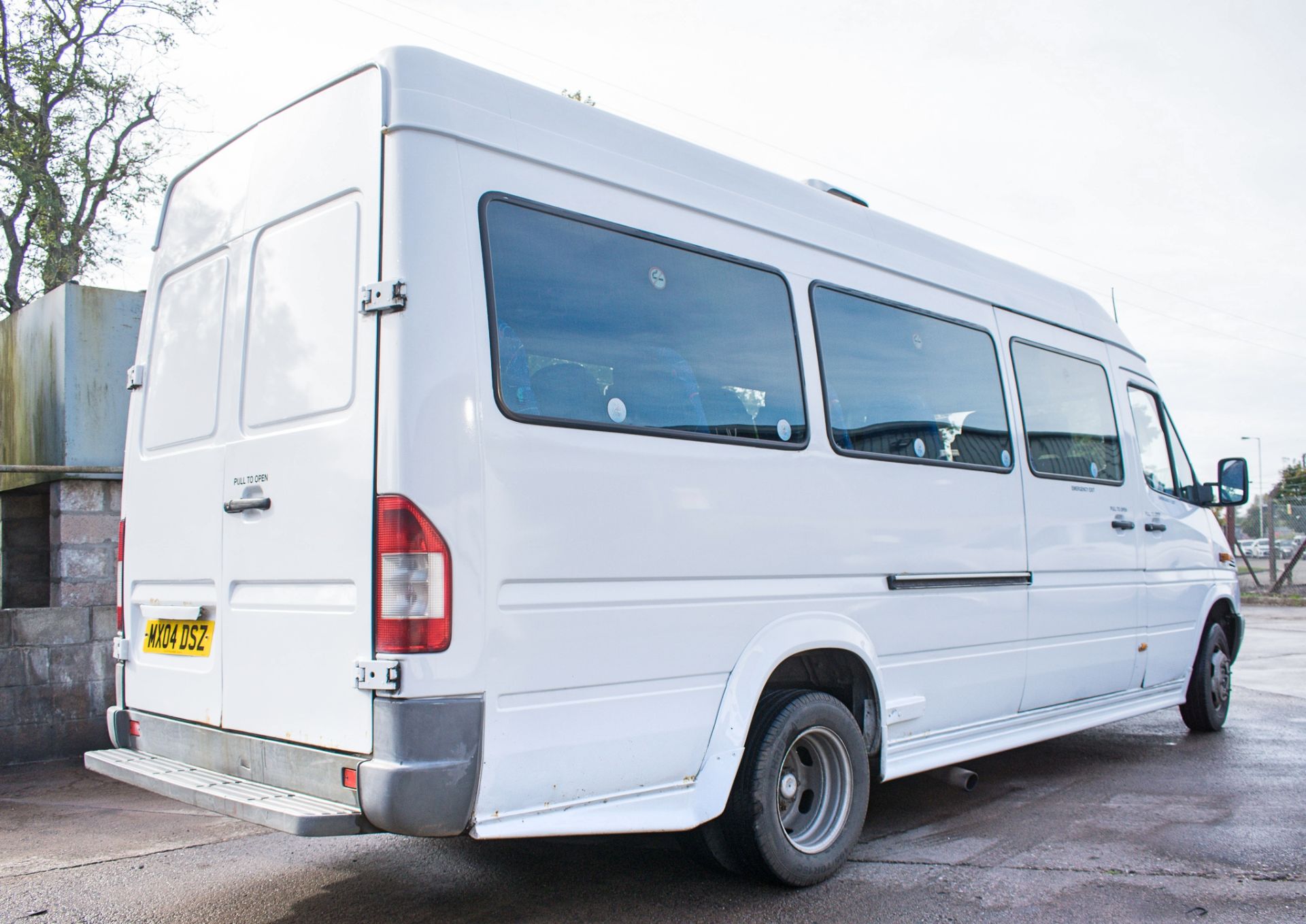 Mercedes Benz Sprinter CDi 16 seat mini bus Registration Number: MX04 DSZ Date of Registration: 13/ - Image 4 of 12