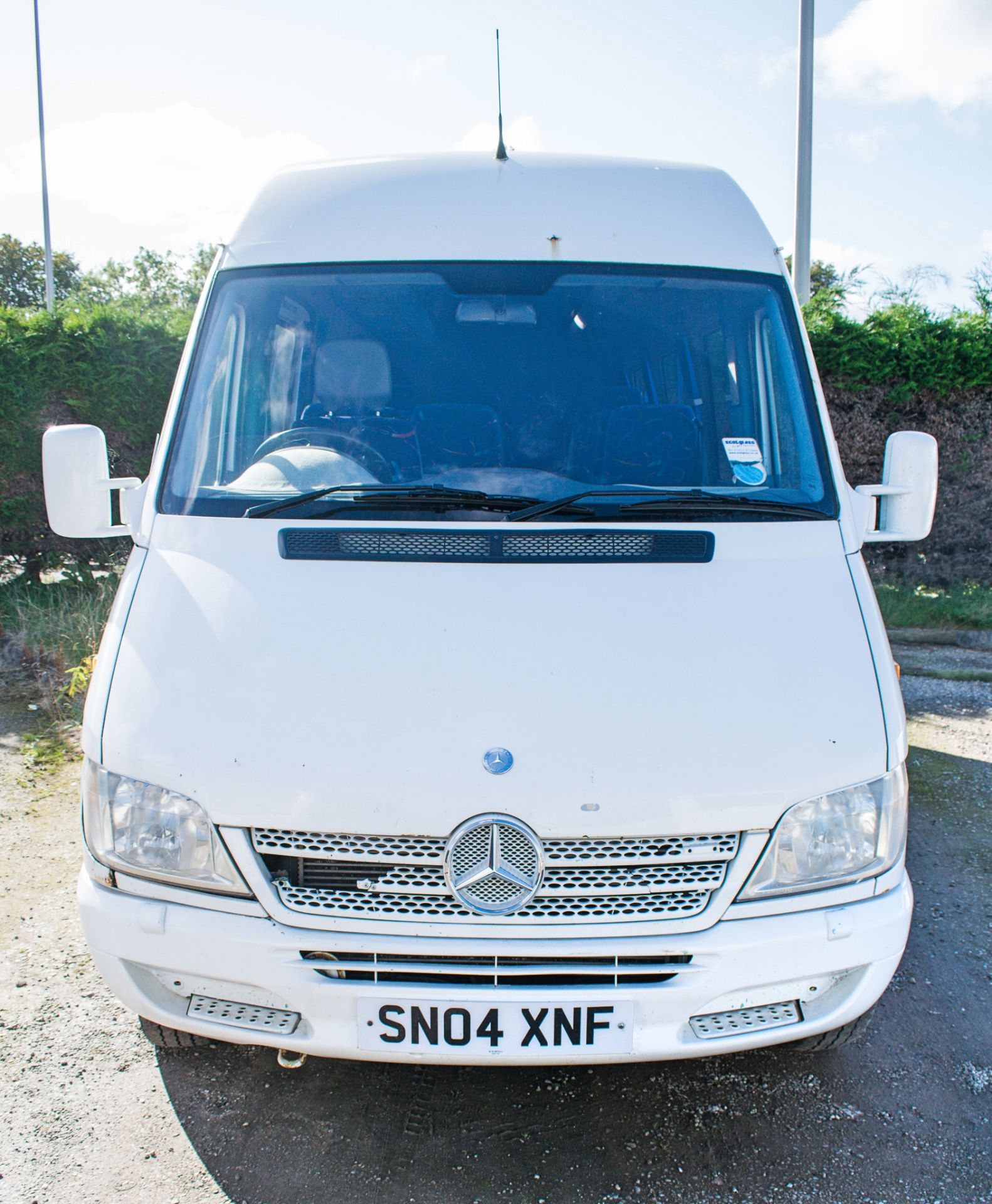 Mercedes Benz Sprinter 416 CDi KVC 16 seat mini bus Registration Number: SN04 XNF Date of - Image 5 of 11