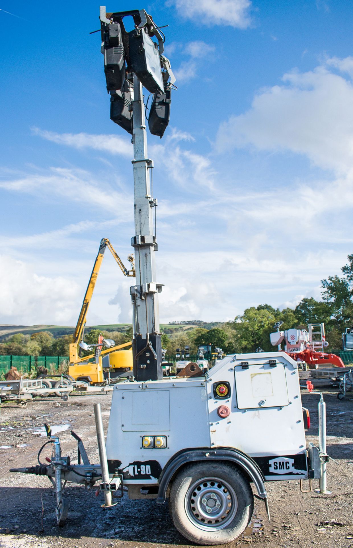 SMC TL-90 diesel driven mobile lighting tower Year: 2012 S/N: 1210011 Recorded hours: 6998 R380206 - Image 5 of 8