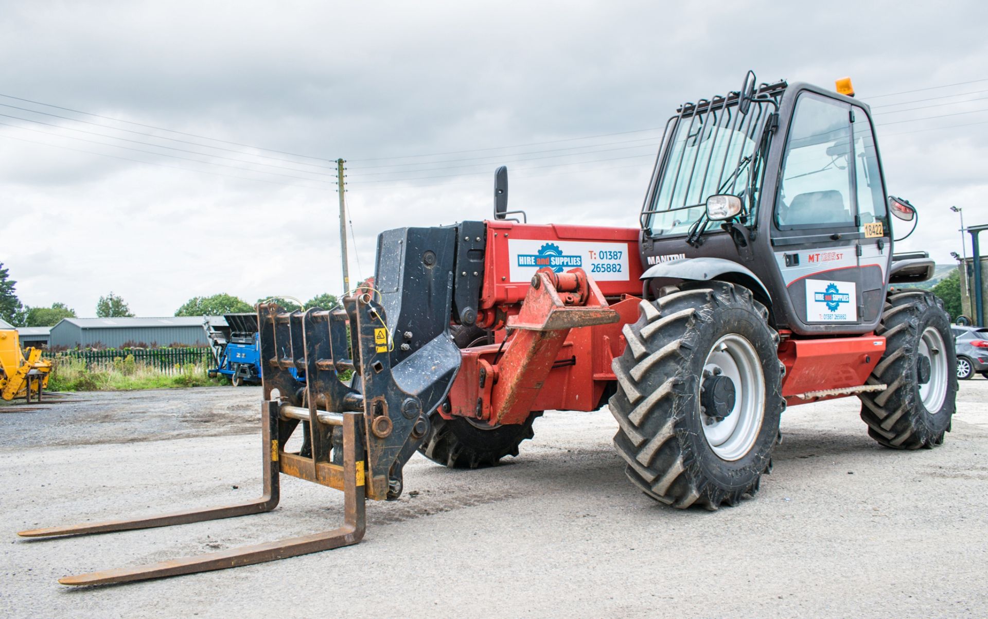 Manitou MT1235 ST 12 metre telescopic handler Year: 2011 S/N: 593550 Recorded Hours: 2568 18422