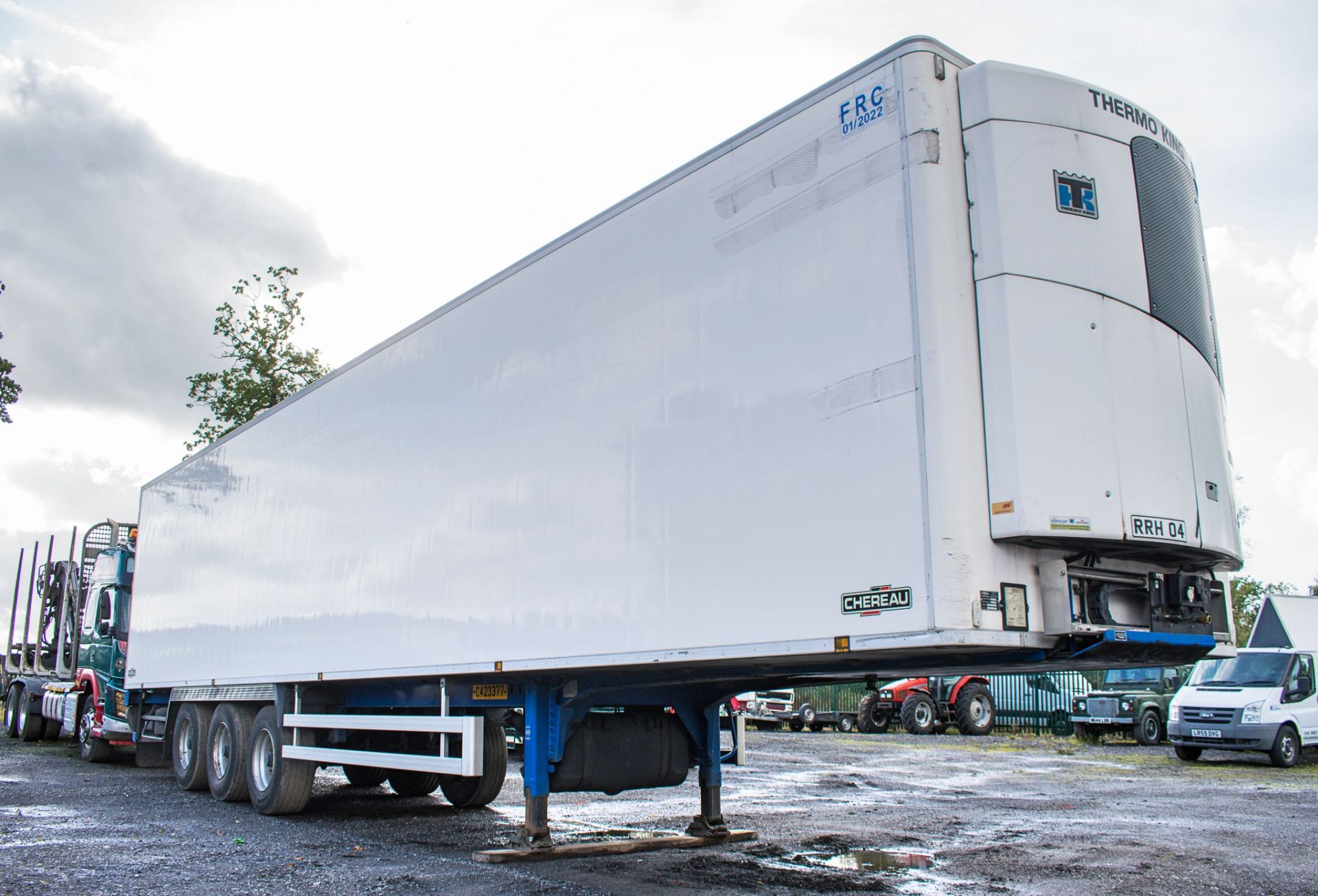 Chereau Inogam P1305 13.6 metre tri-axle refrigerated box trailer  Year: 2016 Registration Number: - Image 2 of 16