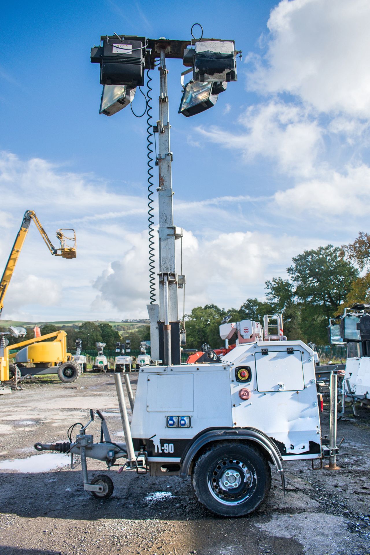 SMC TL-90 diesel driven mobile lighting tower  Year: 2012 S/N: 129706 Recorded hours: 2201 A595099 - Image 5 of 8