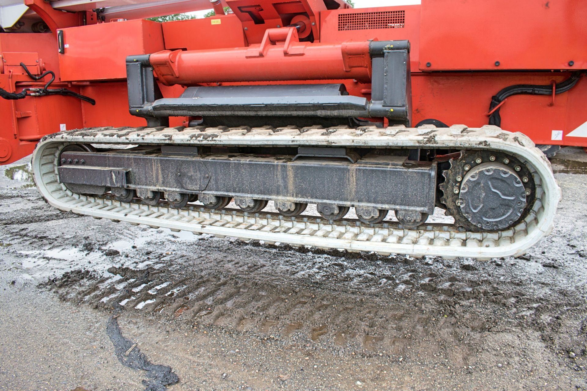 Teupen Leo 50 GTX 50 metre rubber tracked aerial platform Year: 2008 S/N: 140740 Recorded Hours: - Image 21 of 39