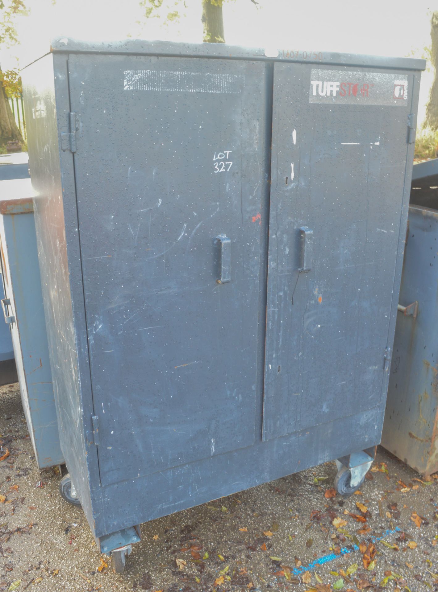 Tuffstore steel site cabinet ** No keys but unlocked **