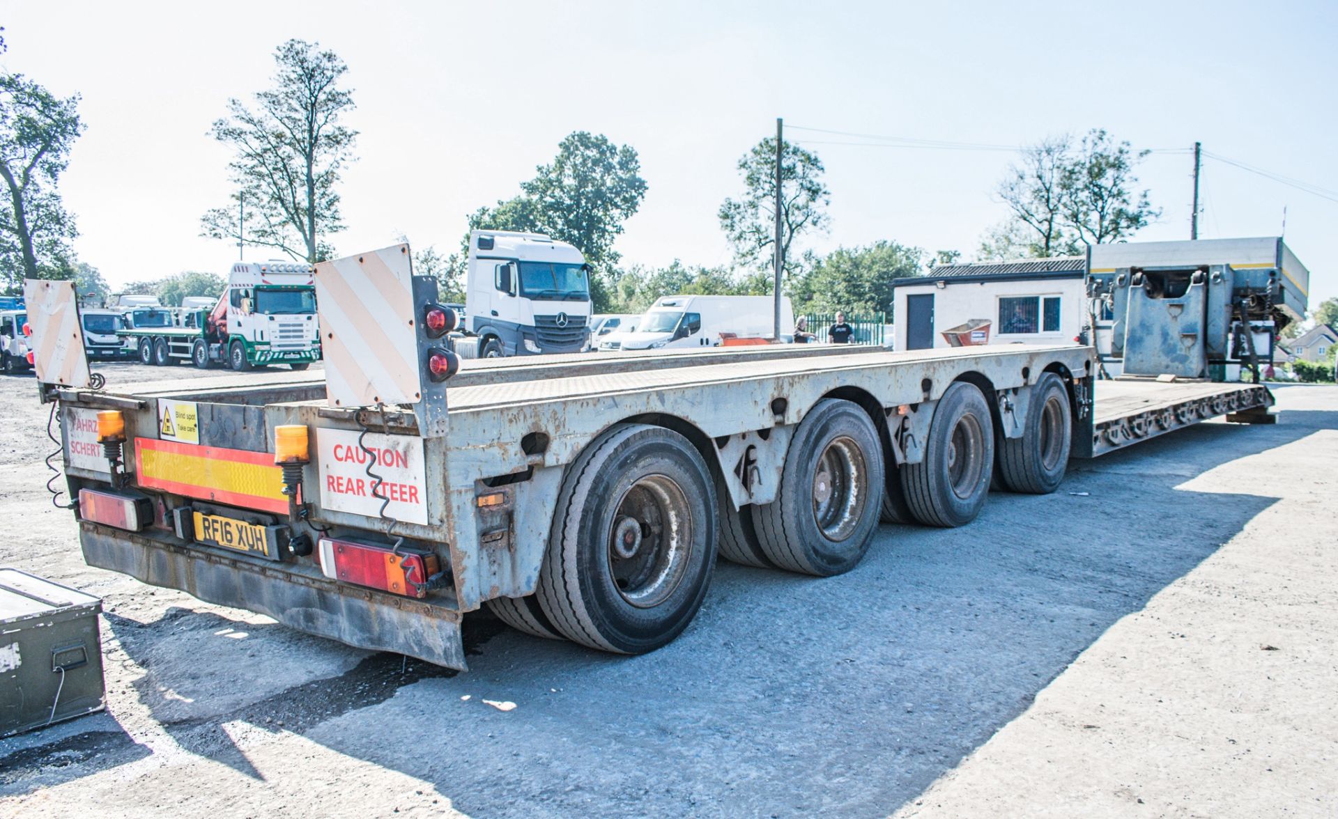 Faymonville STBZ-4VA 4 axle rear steer low loader semi trailer Serial Number: 113405 - Image 4 of 13