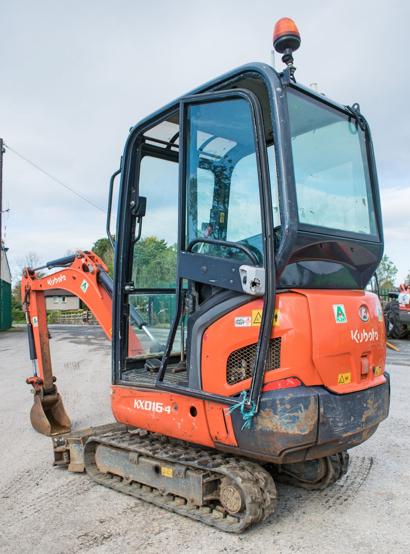 Kubota KX016-4 1.6 tonne rubber tracked mini excavator  Year: 2016 S/N: 60359 Recorded hours: 1626 - Image 3 of 18