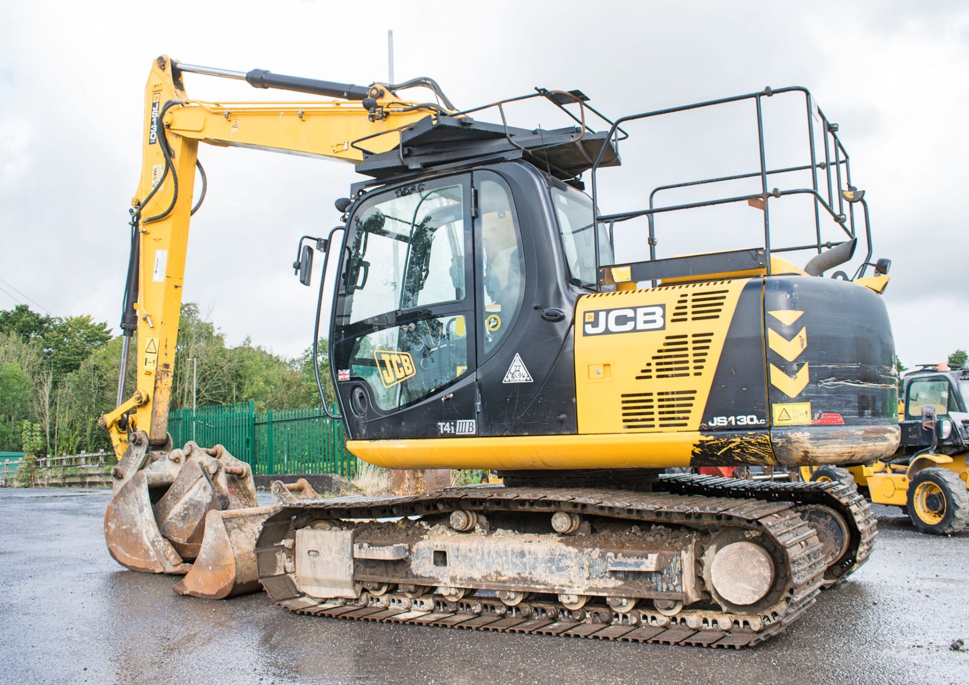 JCB JS130 LC 14 tonne steel tracked excavator Year: 2015 S/N: 2134750 Recorded Hours: 5841 auxillary - Image 3 of 22